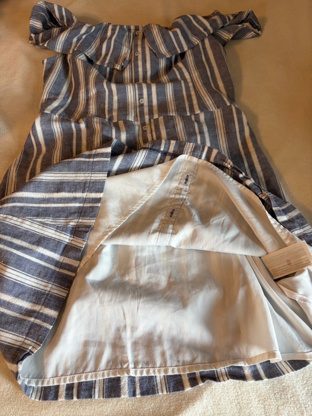 Hollister Navy and White Striped Off-Shoulder Cotton/Linen Dress. Size Large - Picture 5 of 7